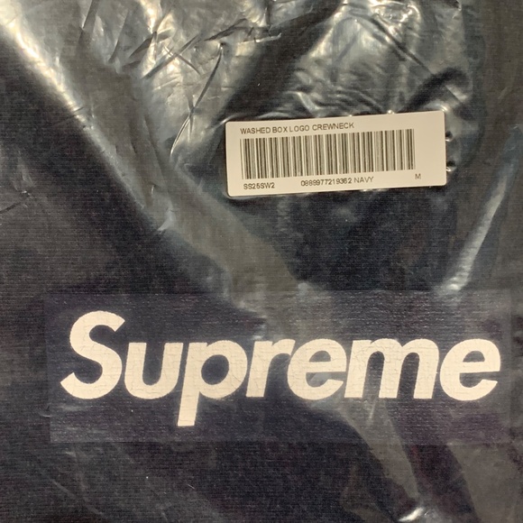 Supreme Washed Box Logo Crewneck Navy Medium SS25 - Picture 4 of 8